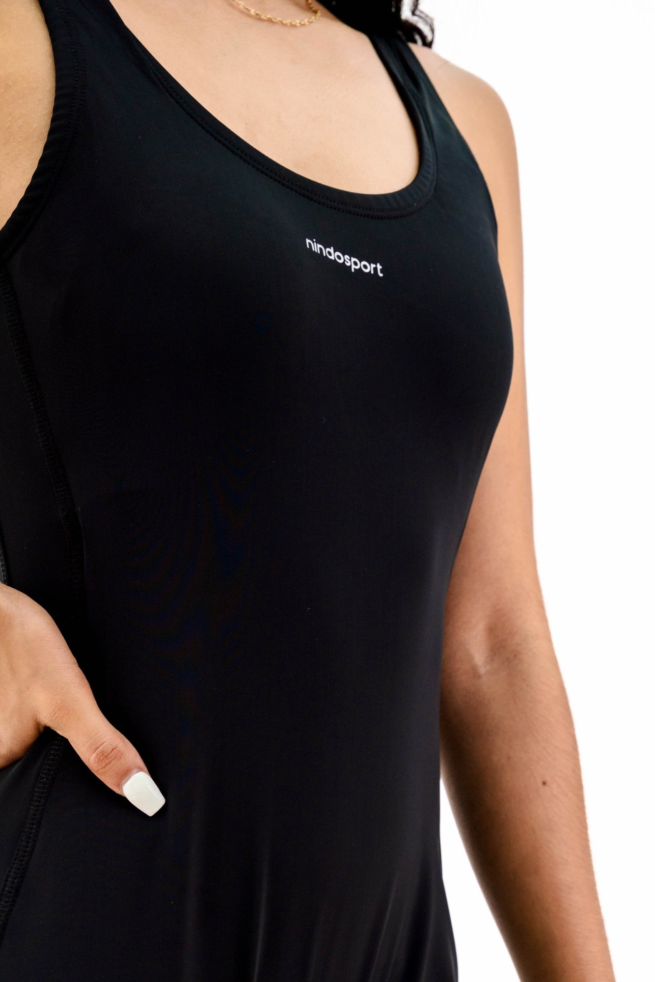 TRAJE CON PIERNA NEGRO OBSIDIANA